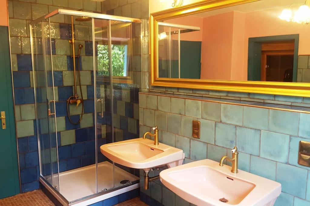 Casa Barzen - Stilvoll Urlauben An Der Mosel Appartement Reil Buitenkant foto
